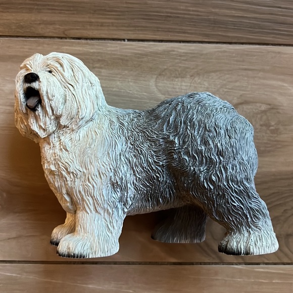 Old English Sheepdog Figurine Made of Resin - Picture 5 of 9